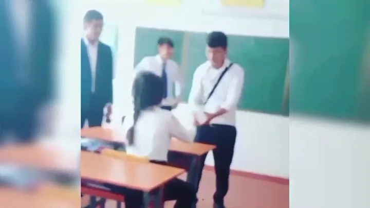 ВАХ бля 😂😂😂 30 бор тамошо кадМ   По братский подписаться када калаколчика гирон кнен видео нава бине