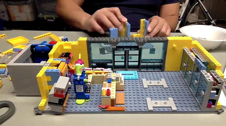 LEGO 71016 The Simpsons: The Kwik-E-Mart Speed Build