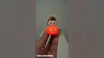 Unbox Labubu Halloween Toy Labubu Happy Halloween Party Series Sitting Pumpkin Vinyl Plush Pendant